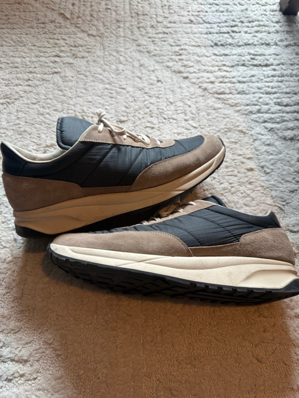Men’s common project sneakers tan size 43 - Picture 2 of 9